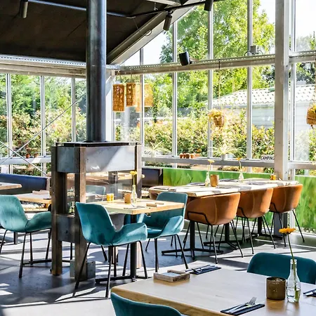 فاكانسيبارك كونينغزهوف