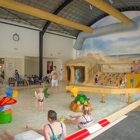 Üdülőpark Koningshof 4*