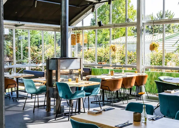 فاكانسيبارك كونينغزهوف