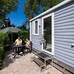 瓦坎提帕寇宁霍假日公园 4* Rijnsburg