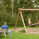 瓦坎提帕寇宁霍假日公园 Rijnsburg