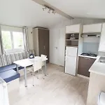 瓦坎提帕寇宁霍假日公园 Rijnsburg