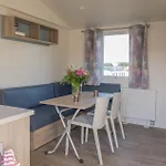 瓦坎提帕寇宁霍假日公园 4* Rijnsburg