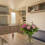 瓦坎提帕寇宁霍假日公园