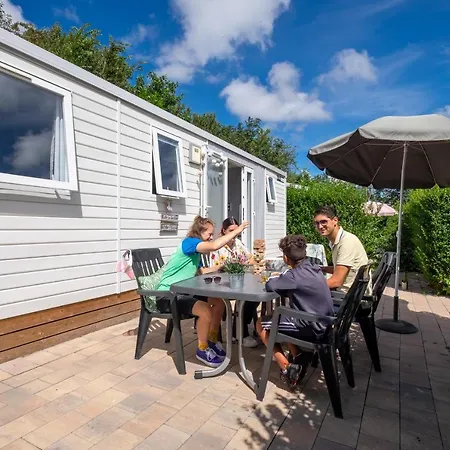 Parco vacanze Koningshof 4*