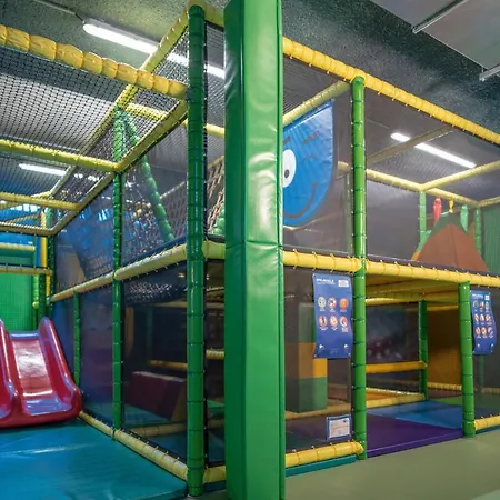 Koningshof פארק נופש ריינסבורג